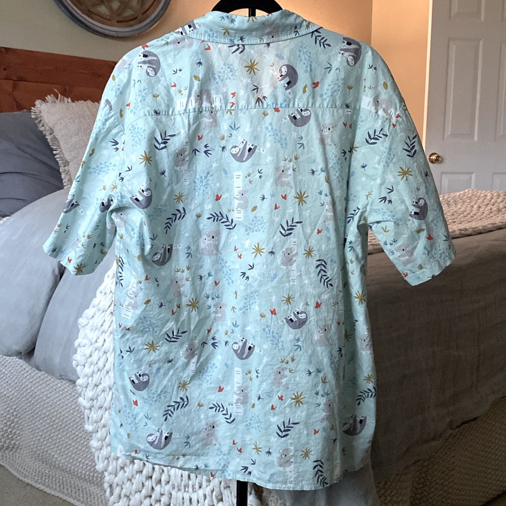 Sloth and Koala button up Hawaiian style shirt - Picture 6 of 8